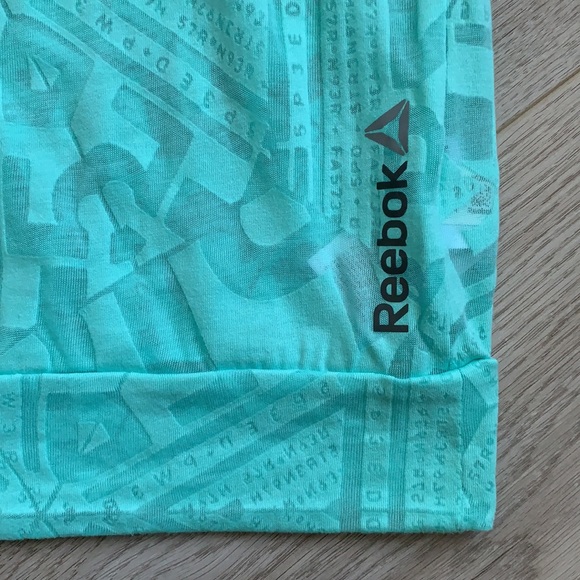 Reebok NWOT Turquoise Tank Top - Picture 2 of 6